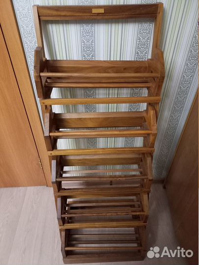 Подставка фирмы guizu для CD и видео дисков