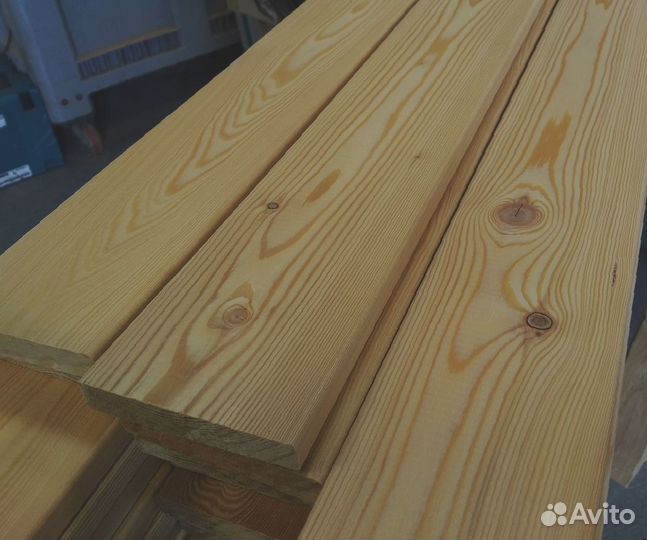 Доски лиственницы 55x140 мм, готовы для любых конструкций