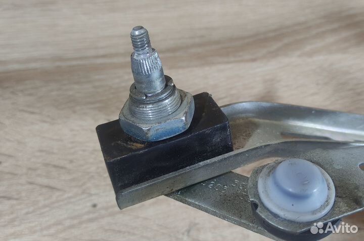 Трапеция стеклоочистителя ваз 2115 в сборе