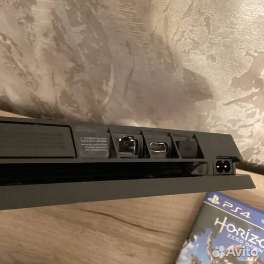 Sony playstation 4 slim 1TB с играми