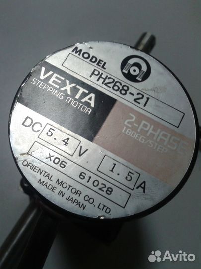 Электродвигатель шаговый vexta PH268-21