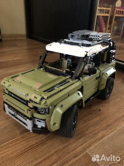 Lego technic 42110 land rover defender