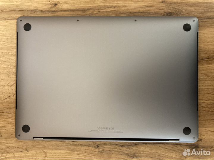 Apple MacBook Pro 15 2017 i7/16/512