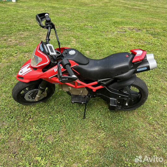 Детский электромотоцикл Peg Perego Ducati