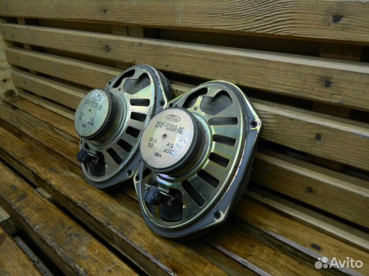 Динамик двери задний Ford Focus рест. 2002