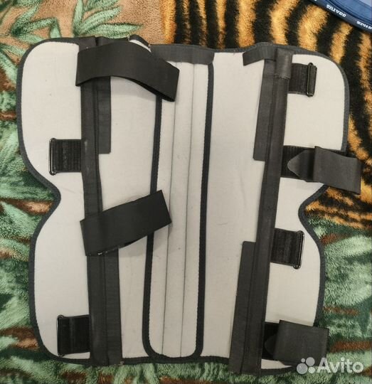 Бандаж компрессионный на коленный сустав