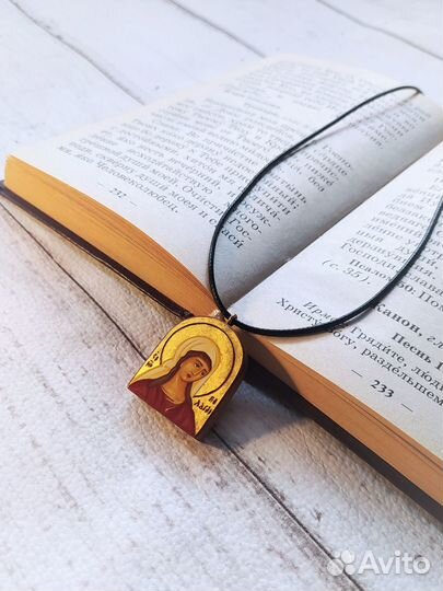 Нательная именная икона Пелагея
