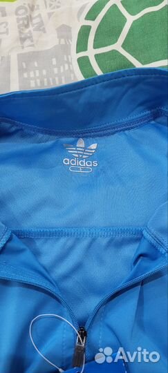 Футболка adidas на молнии