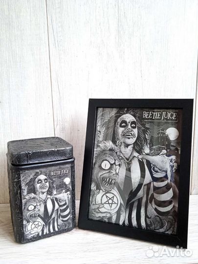 Комплект рамка Битл Джус с декор банкой