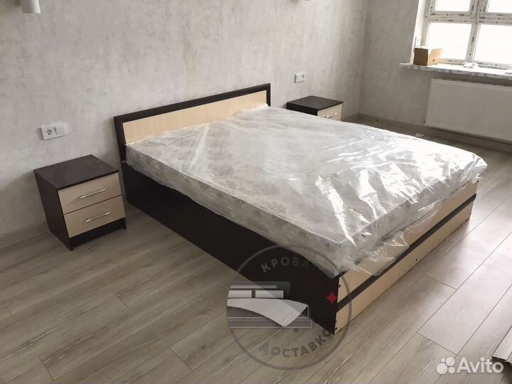 Кровать двуспальная