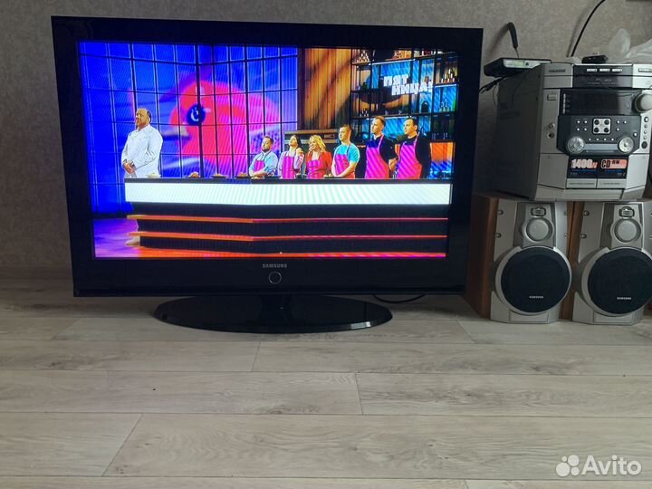 Телевизор Samsung 42 дюйма