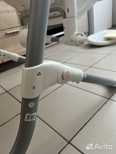 Детский стульчик для кормления и укачивания