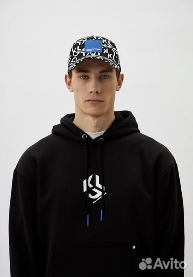 Karl lagerfeld бейсболка