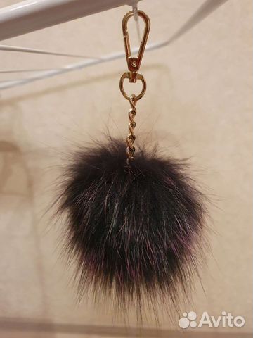 Помпон-брелок меховой
