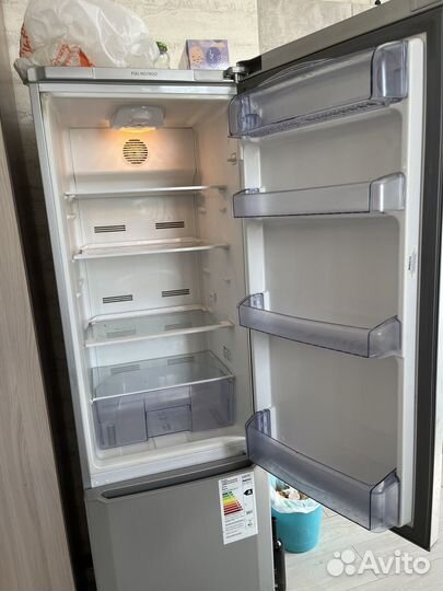 Холодильник beko