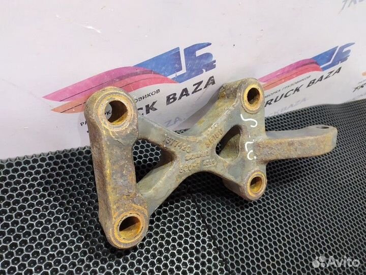 Кронштейн амортизатора заднего правый