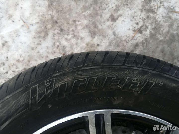 Viatti Strada Asimmetrico V-130 205/60 R16