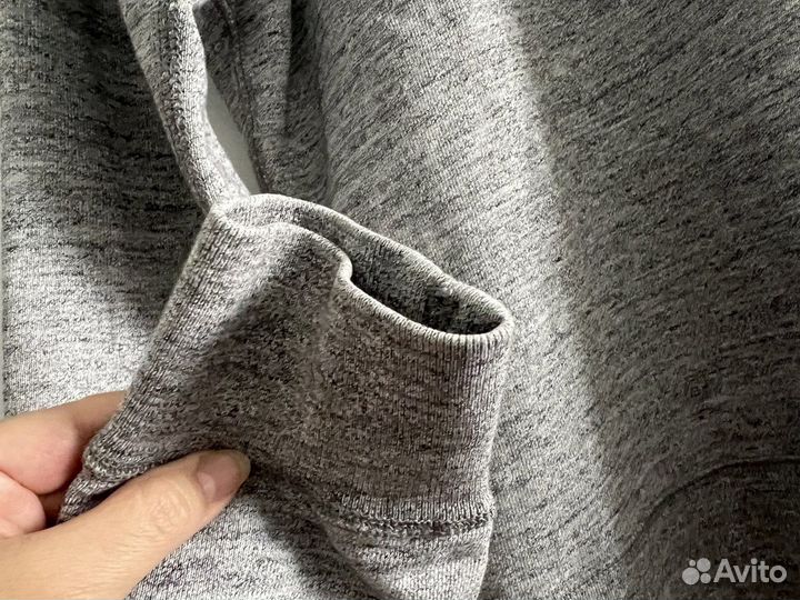 Свитшот мужской Uniqlo