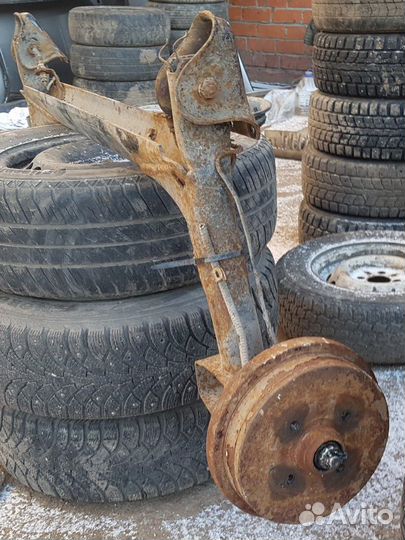 Балка задняя Фольксваген Поинтер