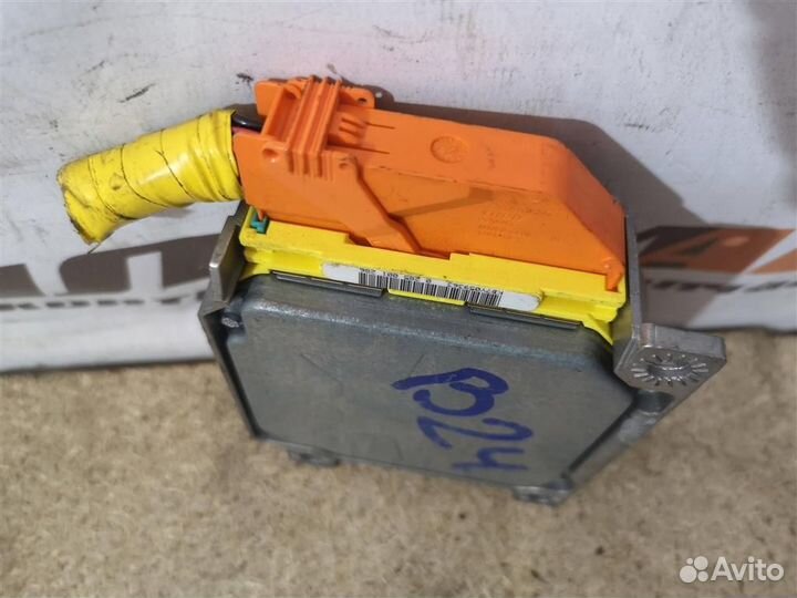 Блок управления SRS Митсубиси Каризма