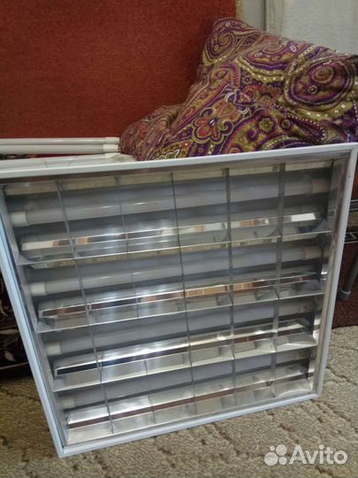 Светильник потолочный светодиодный