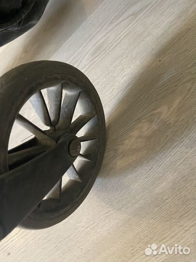 Прогулочная коляска inglesina zippy light