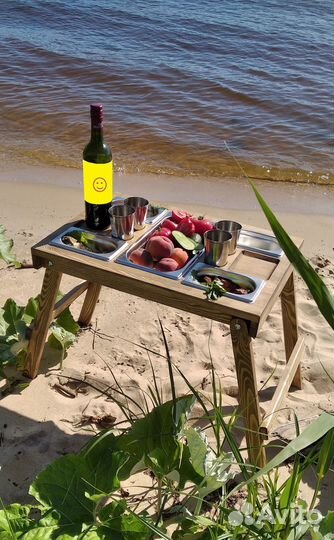Стол для пикника с набором посуды