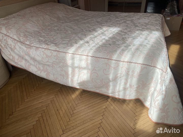 Покрывало на кровать