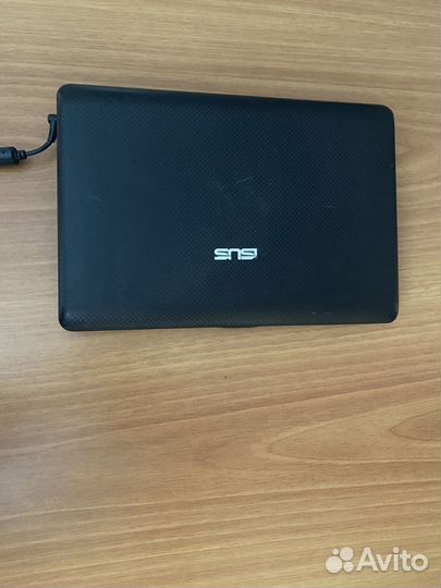 Продам нетбук asus