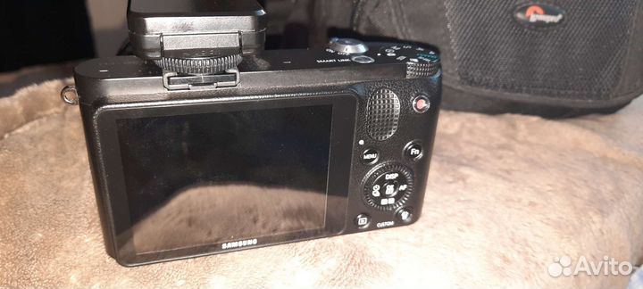 Фотоаппарат samsung NX 1000