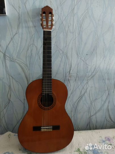 Гитара yamaha cs40