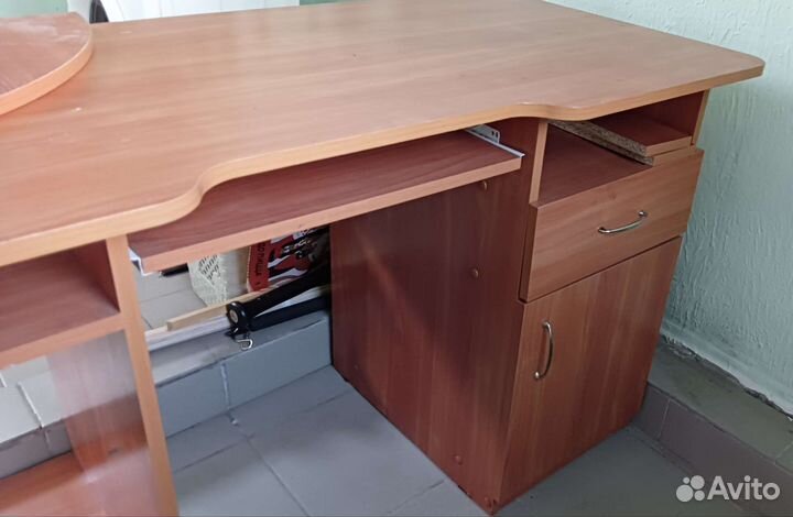 Компьютерный столик