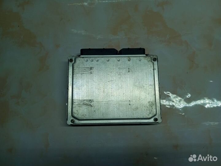 Блок управления двигателем Audi A4 B6 2002