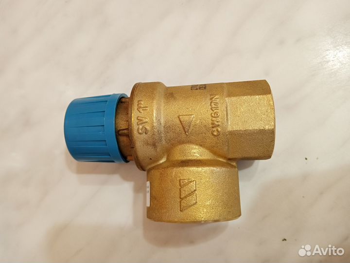 Предохранительный клапан