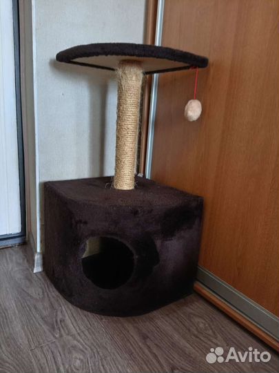 Домик для кошки с когтеточкой