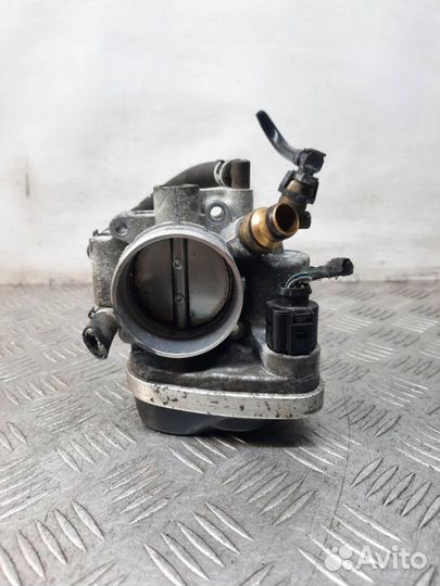 Дроссельная заслонка Opel Astra кабриолет 1.8