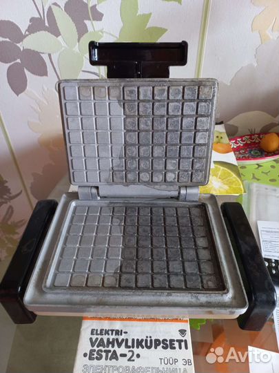 Вафельница СССР новая.нет провода
