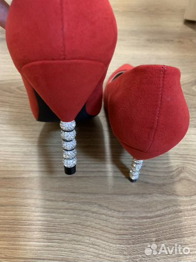 Туфли новые