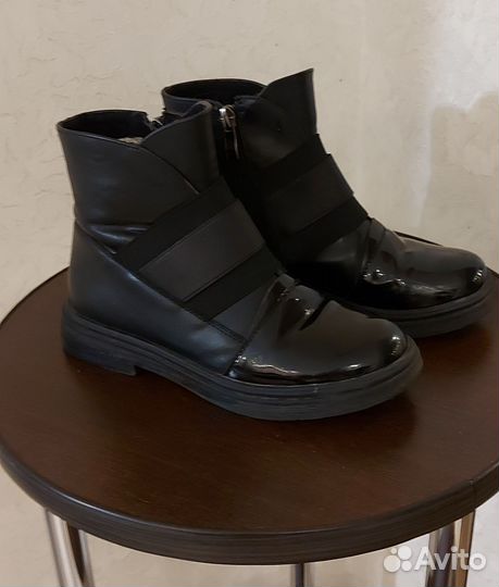 Ботинки демисезонные для девочки 32 размер