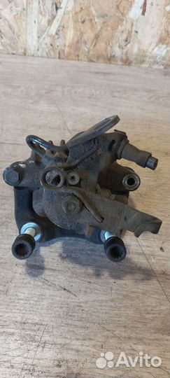 Суппорт задний правый Octavia A5, VAG