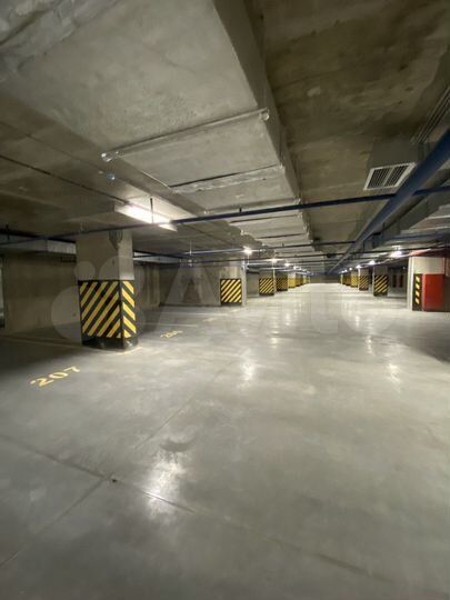 Машиноместо, 14 м²