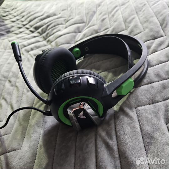 Проводная гарнитура Crown cmgh-3102 черный