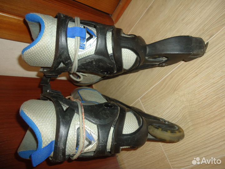 Роликовые коньки