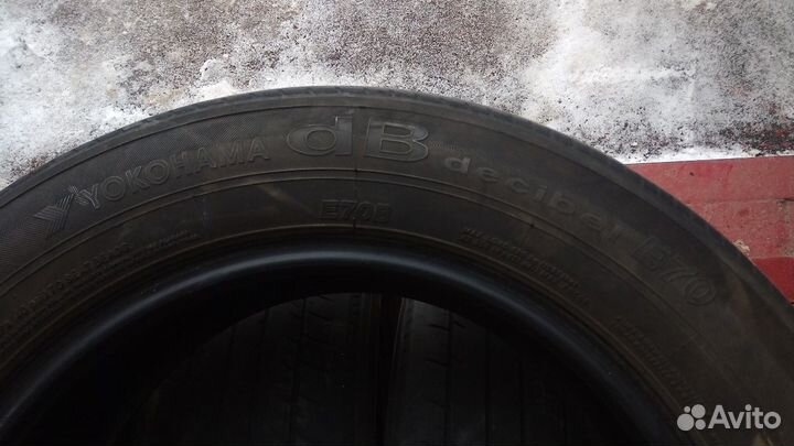 Yokohama dB Decibel E70B 215/60 R16 95V