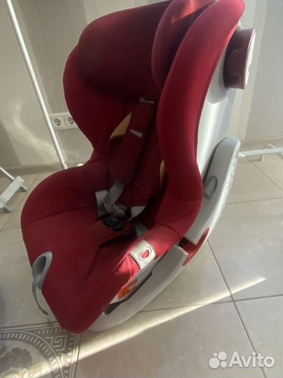 Автомобильное кресло