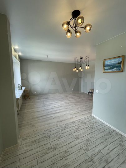 2-к. квартира, 64,6 м², 9/9 эт.