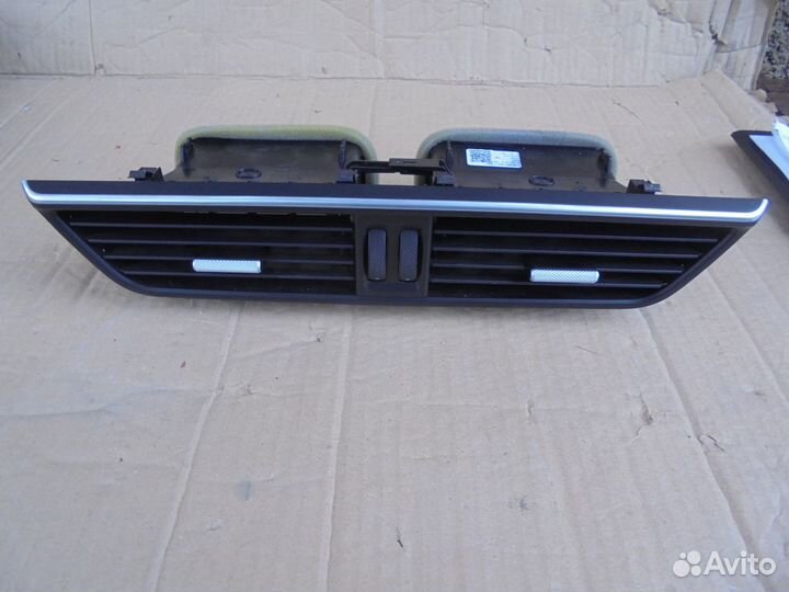 Воздуховод центральный Porshe Cayenne 3 2019