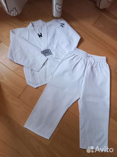 Форма для тхэквондо