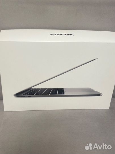 Аксессуары Apple: коробка от ноубука