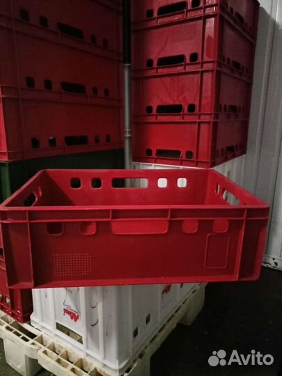 Пластиковые ящики